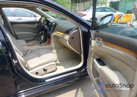 2013 Chrysler 300C from USA, damaged, VIN 2C3CCAEG9DH632498